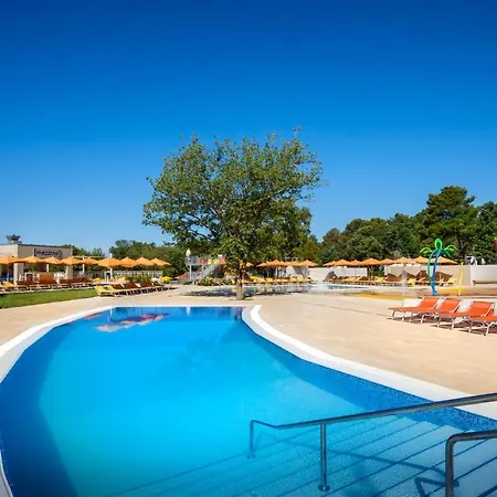 Valamar Camping Lanterna-3